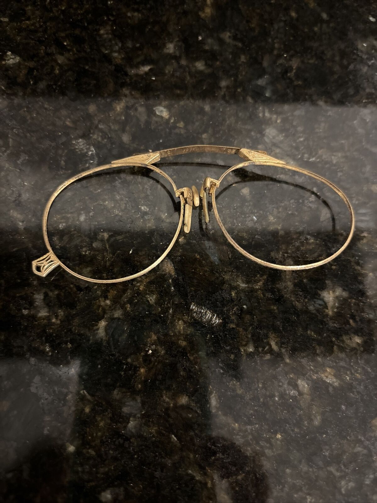 Antique Gold Wire Rim Pince-Nez No Glass - image 3