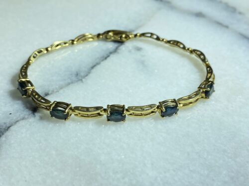 Stunning Solid 14K Yellow Gold Braclet with 5 Ova… - image 1