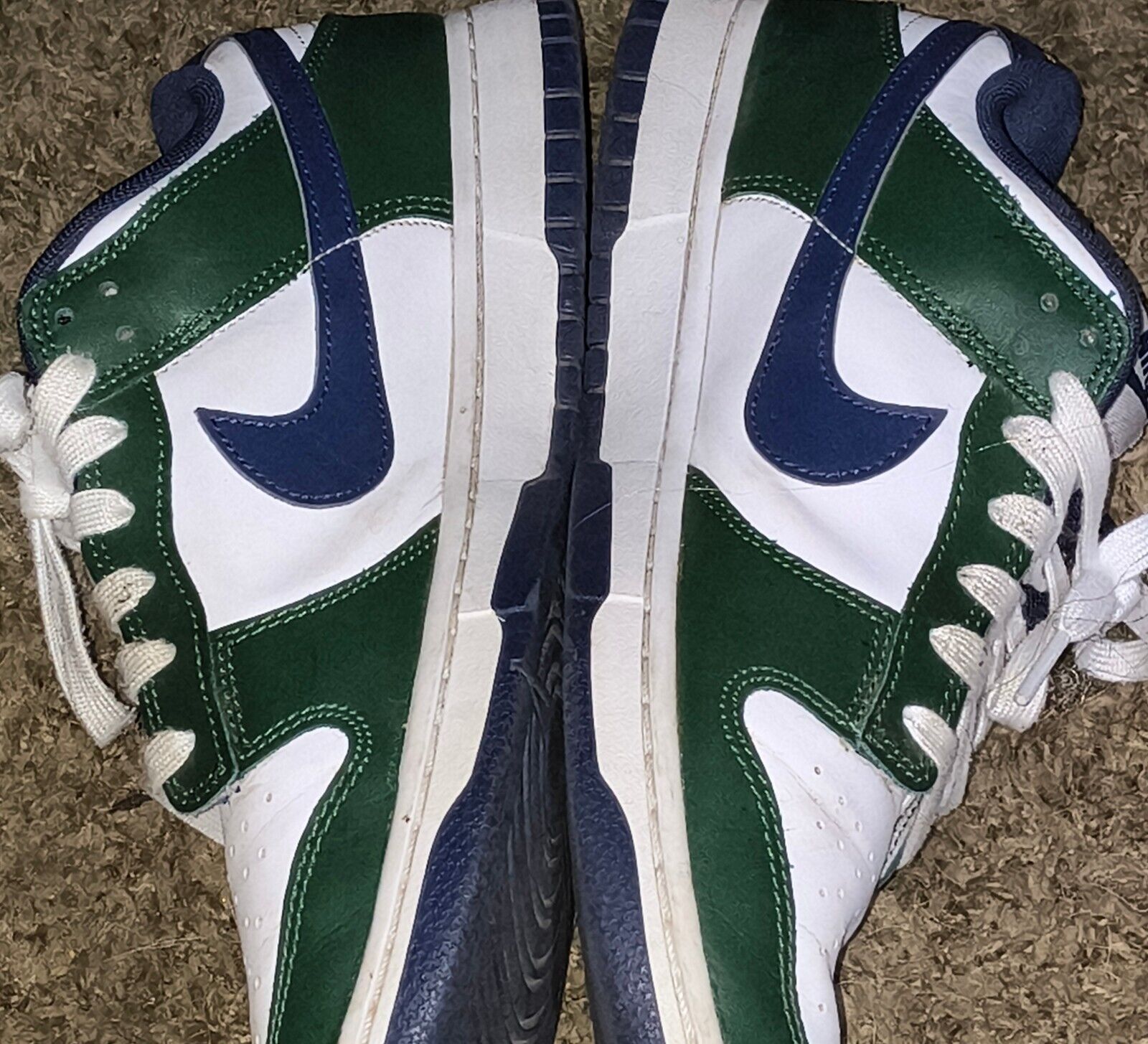 Size 10 - Nike Dunk Low Michigan State - image 2