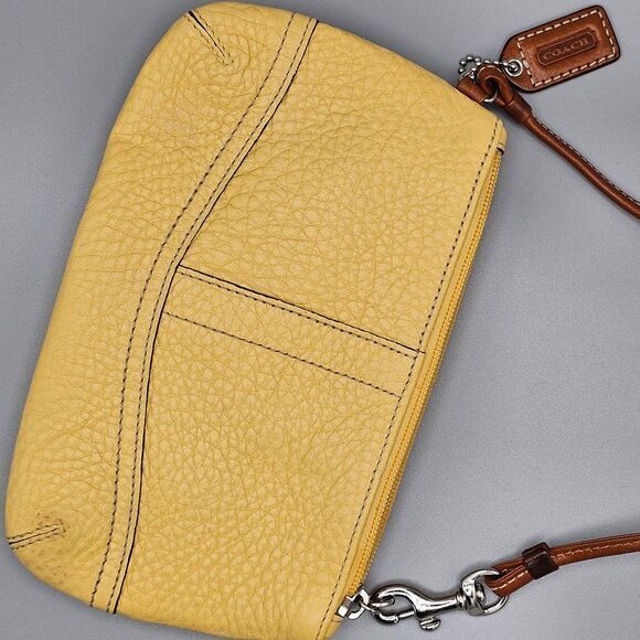 Vintage Authentic Coach British Yellow Wristlet - image 4