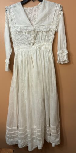 Antique Edwardian White Flowing Lace Dress Young L