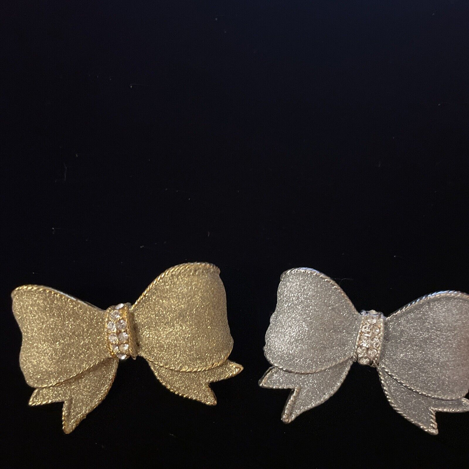 Lot of 5 Vintage Bow Ribbon Brooches Pins Rhinest… - image 2