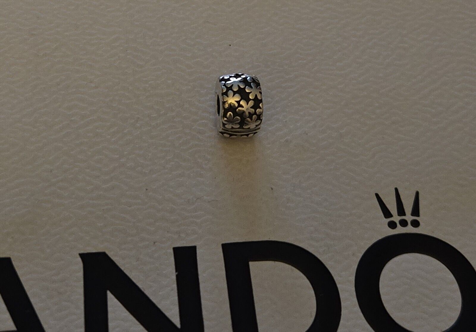 Genuine Pandora Silver Daisy Flower Clip Charm VG… - image 1