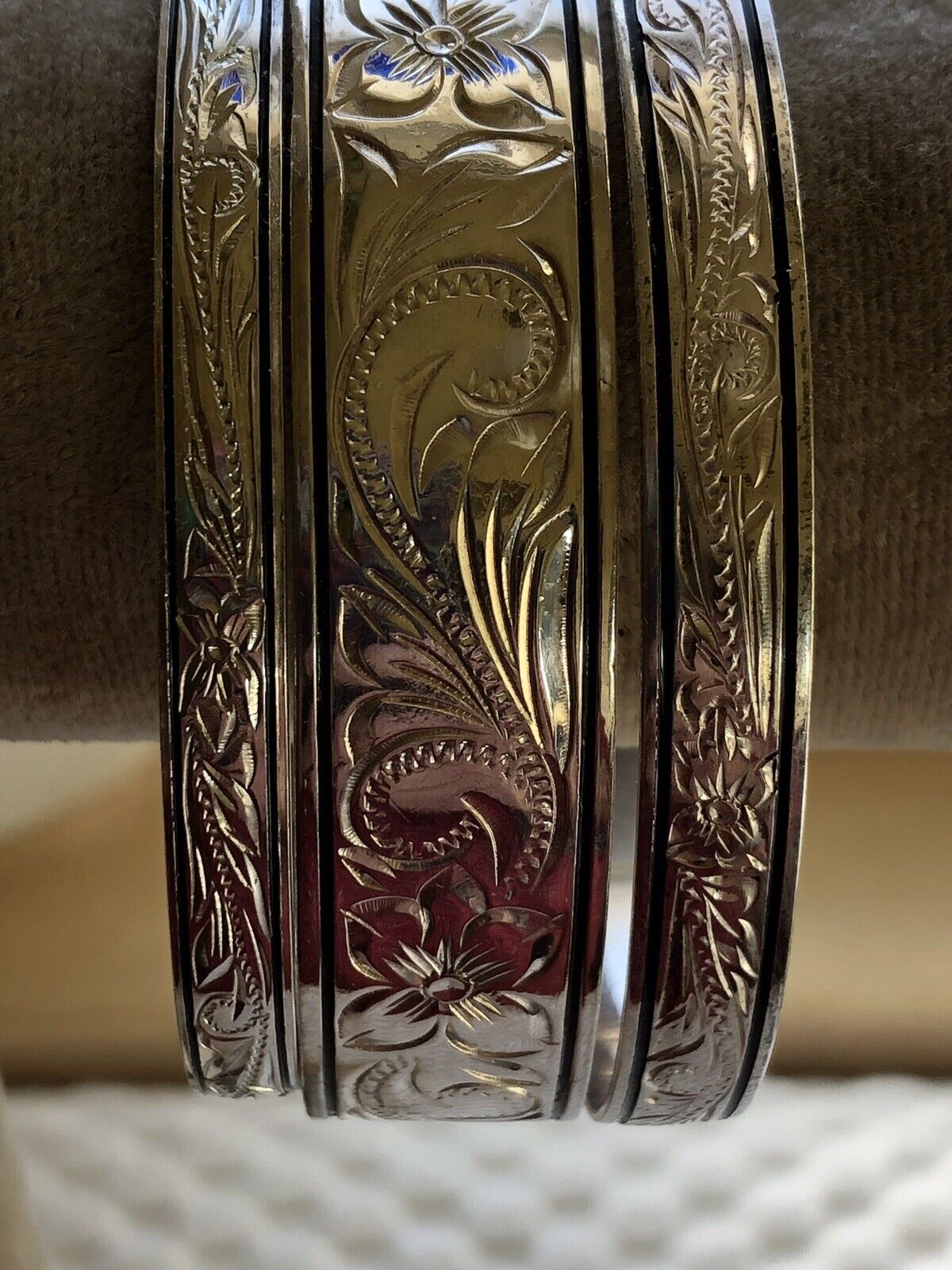 Lovely HAWAIIAN STERLING  FLOWER BANGLE BRACELETS… - image 1