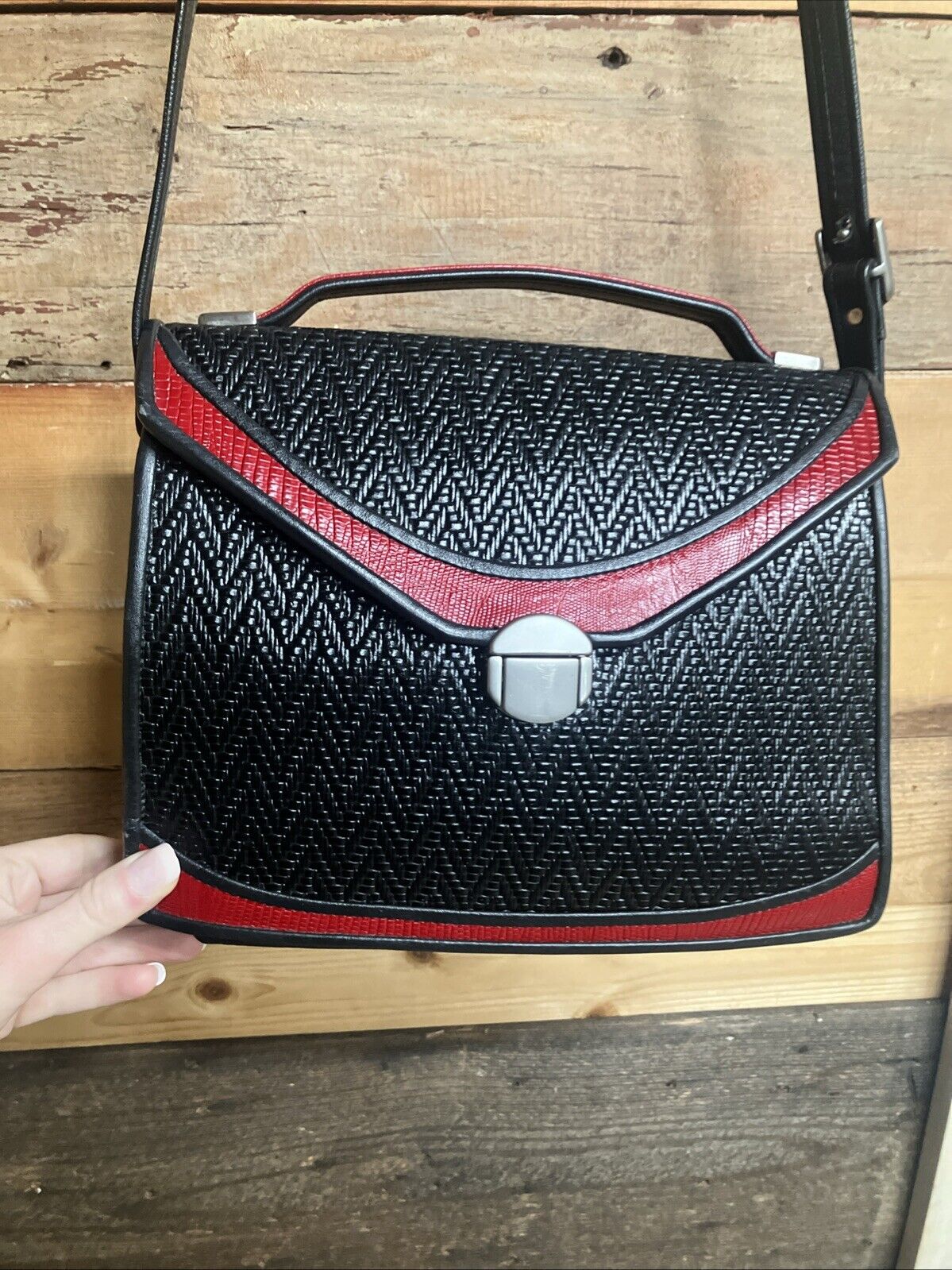 Vintage Black And Red Handbag - image 5