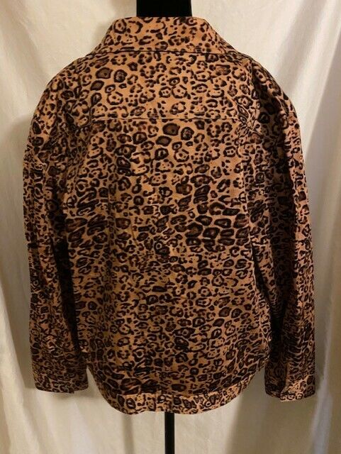 Eminent by Lisa leopard print button down jacket … - image 4