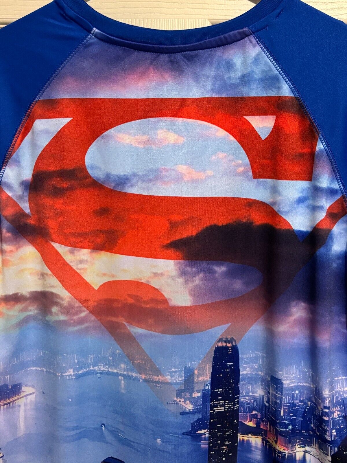 SUPERMAN CITY SCENE T-Shirt...Multi Color...Size-… - image 5