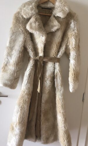 Faux Fur Vintage Coat In Cream