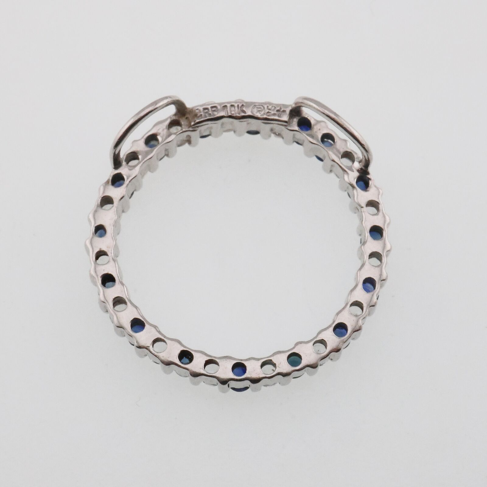 10k White Gold Estate Blue & White Sapphire Circl… - image 2