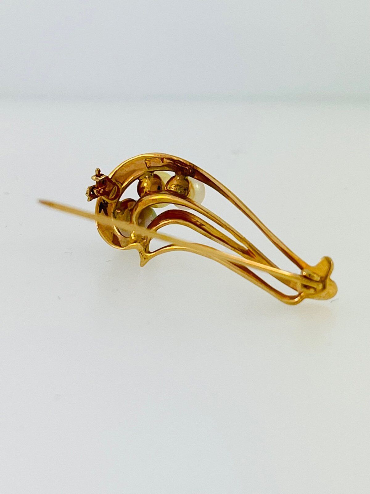 14K Yellow Gold Pin With Pearls - image 6