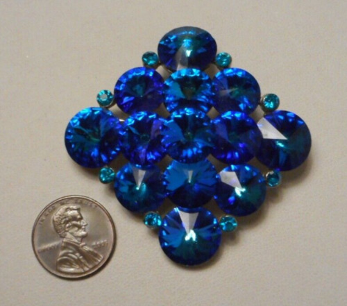 Dazzling Vintage Weiss Blue & Aqua Rivoli Rhinest… - image 1