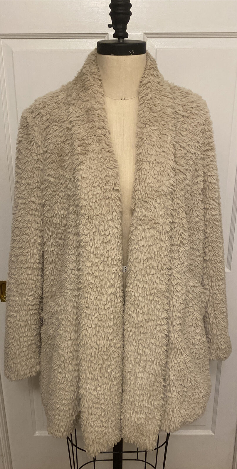 Kenneth Cole Size L Women's Tan Beige Textured Fa… - image 9