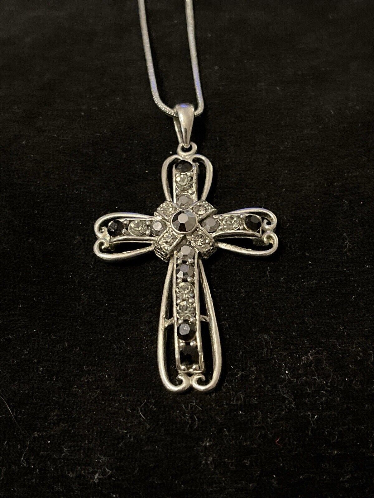 Silver Women Cross Pendent Necklace Black and Cle… - image 1