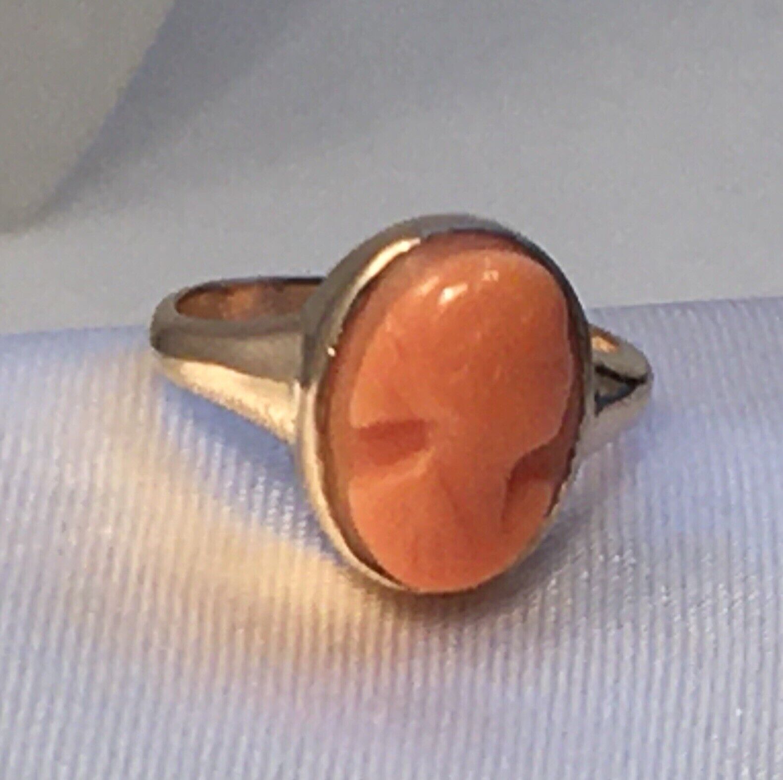 ANTIQUE SALMON CORAL CARVED CAMEO  RING 14K Gold … - image 1