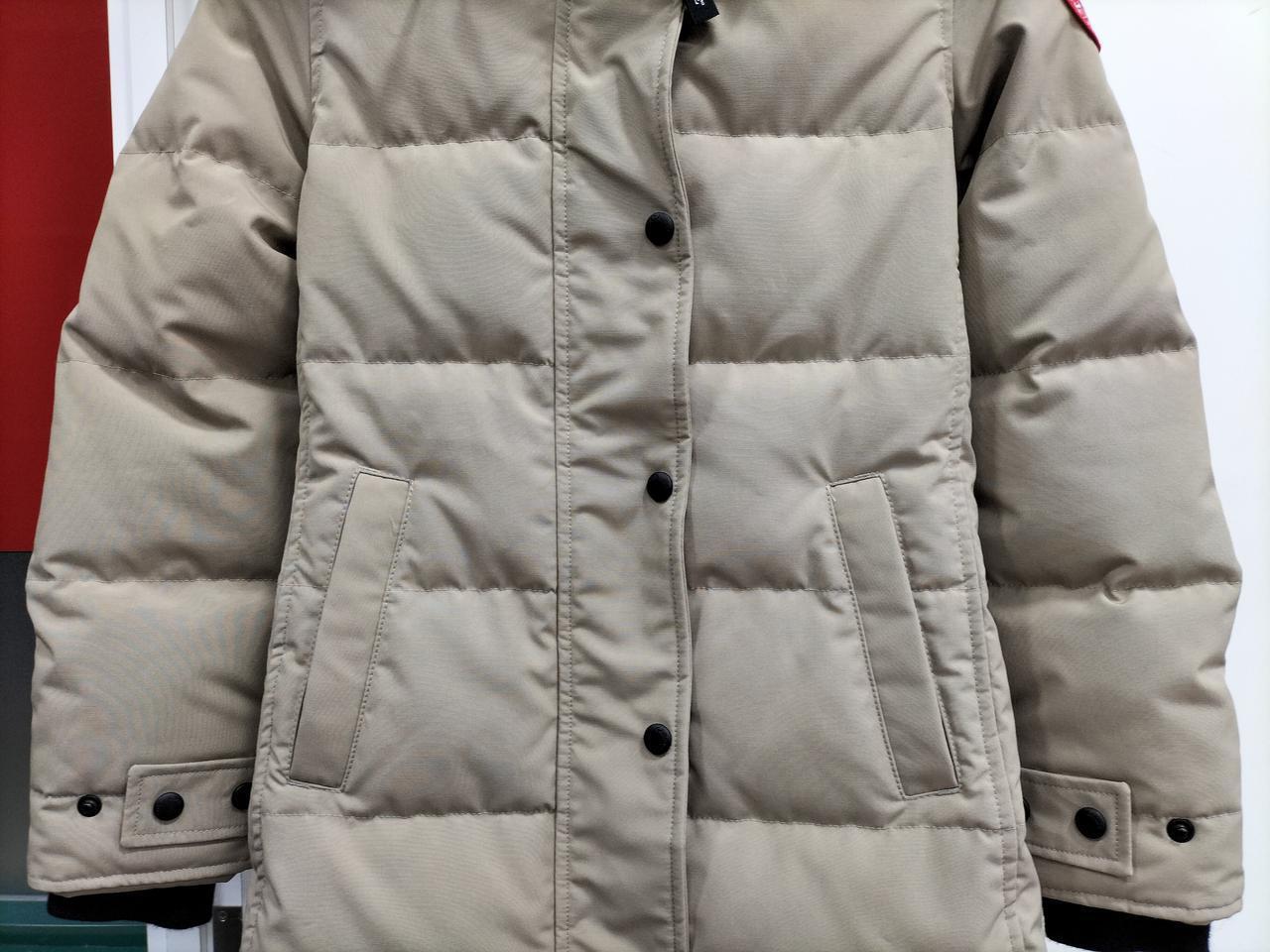 Canada Goose 2302Jl Mackenzie Parka - image 3