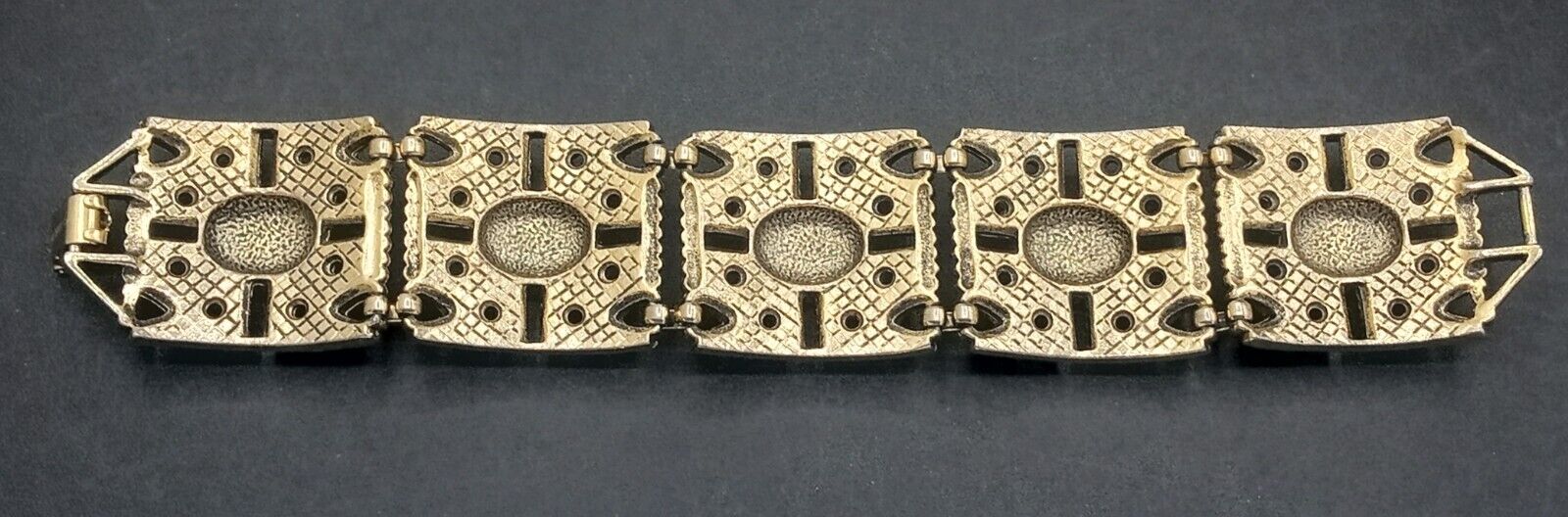 Sarah Coventry Vintage Bracelet 1960's 1970's - image 2