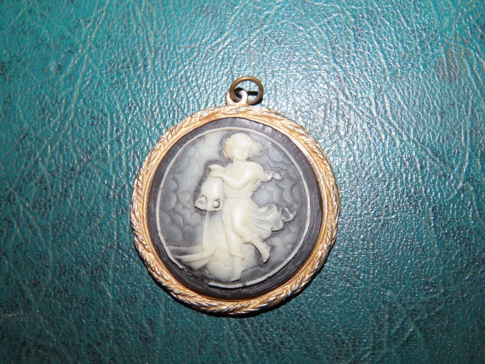 AQUARIUS POURING WATER CAMEO PENDANT Vtg GOLD TONE - image 1