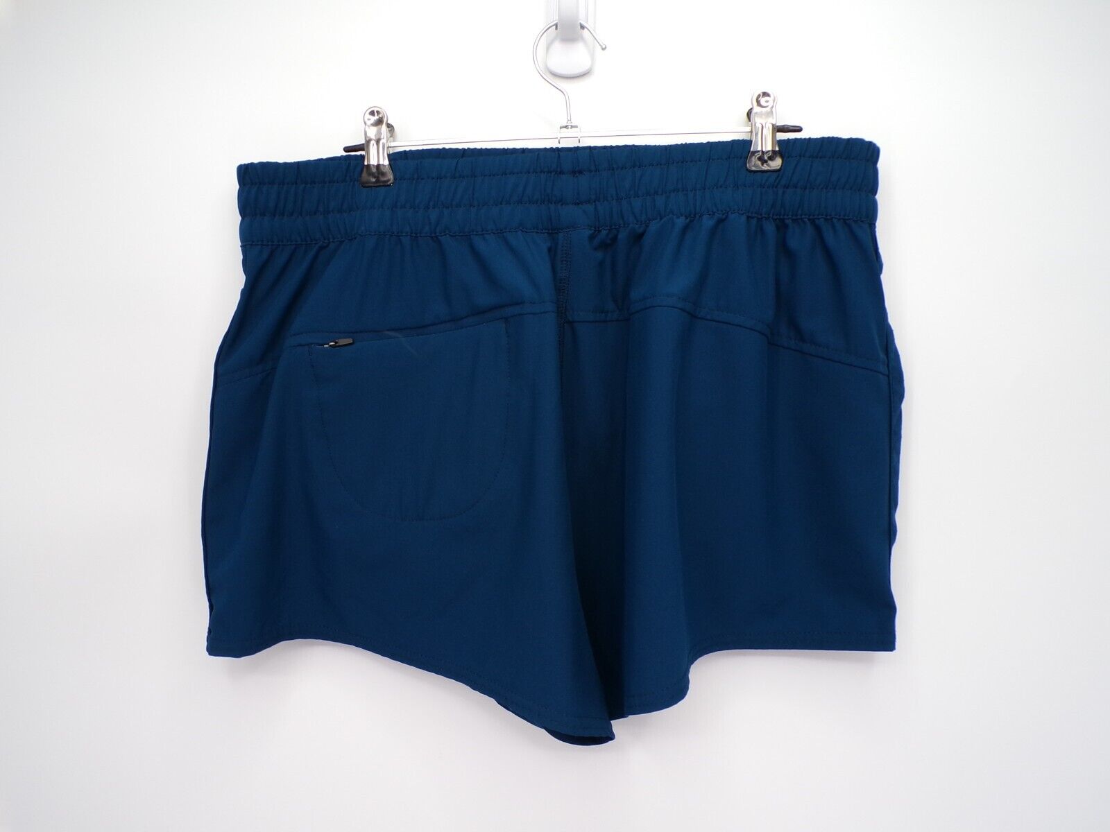 Vuori Women's Dash Shorts 3" Cosmo Blue Size XL R… - image 2