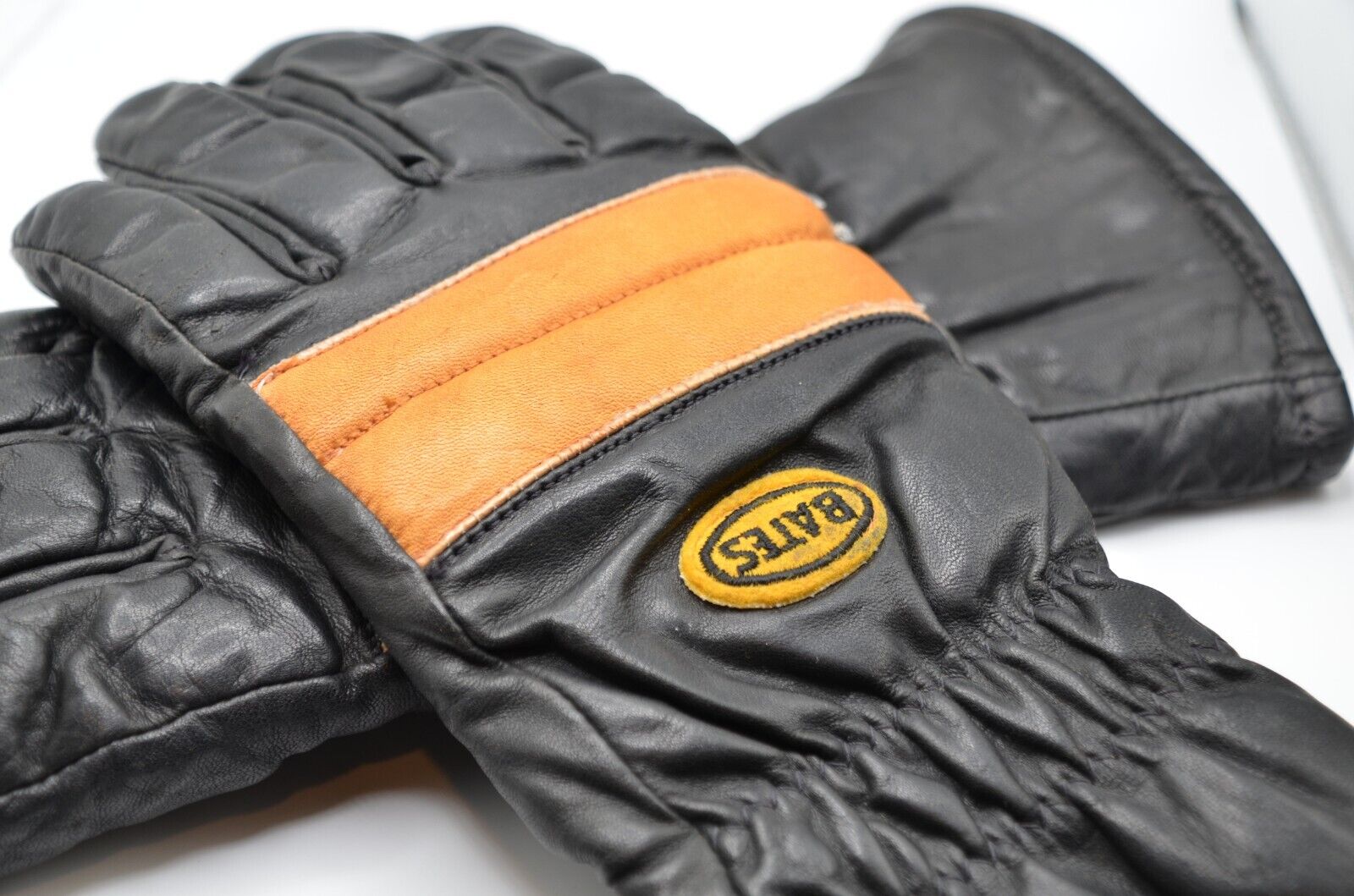 Vintage Bates Motorcycle Riding Leather Gloves In… - image 5