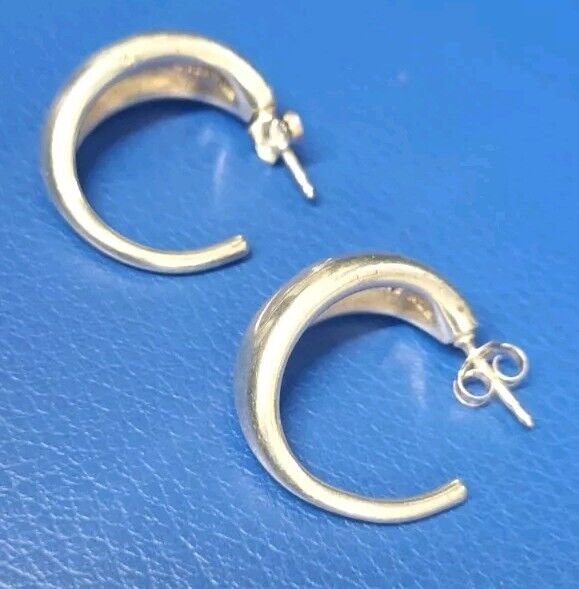 Genuine Pandora Liquid Flow Hoop Earrings 💕 925 … - image 1