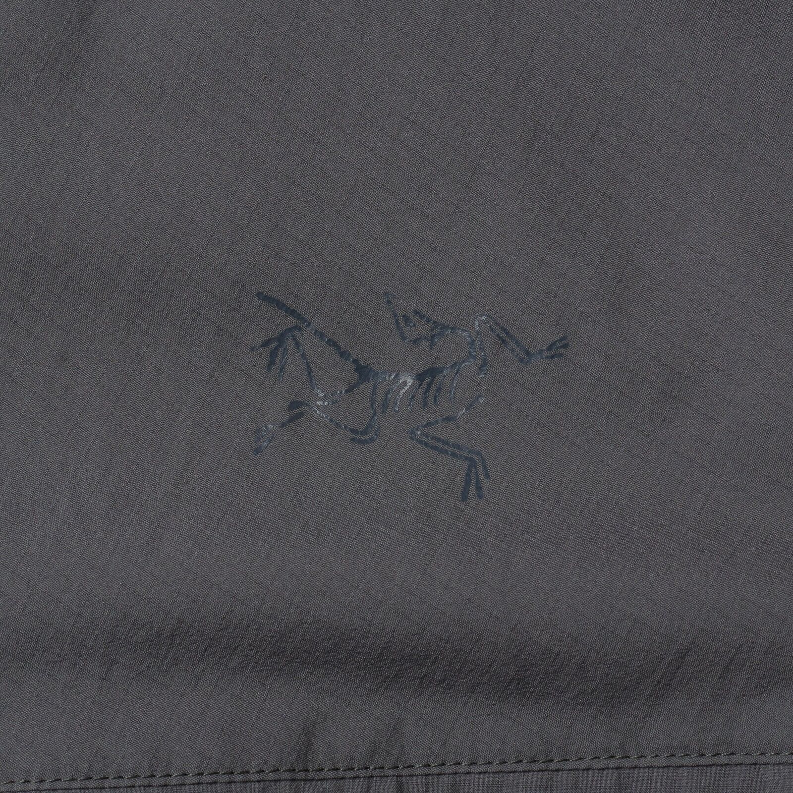 ARCTERYX LEAF Gray Atom LT Men's Gen1 Layer Jacke… - image 7