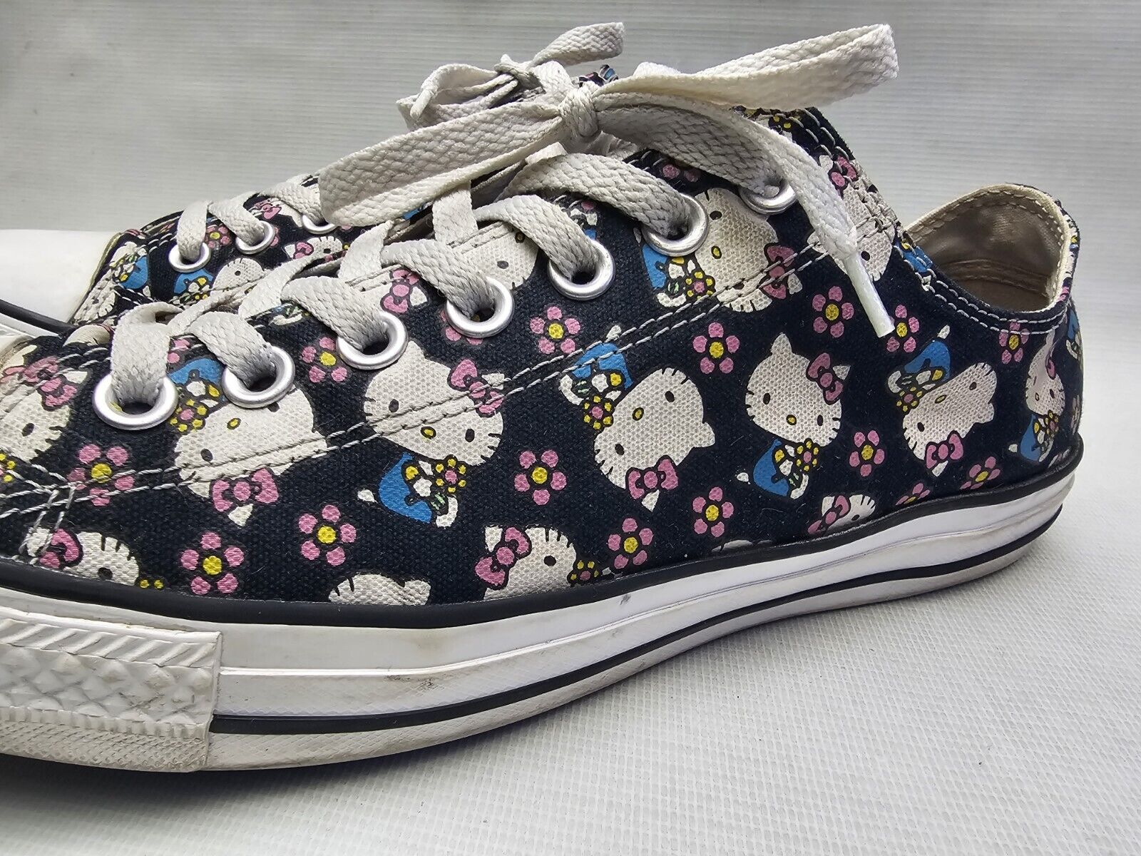 RARE Hello Kitty Converse Mens Size 9.5 Chucks Bl… - image 9