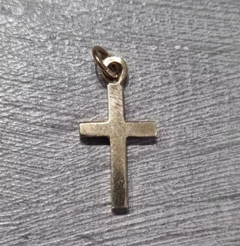 9ct Yellow Gold Small Cross Pendant Charm - image 1