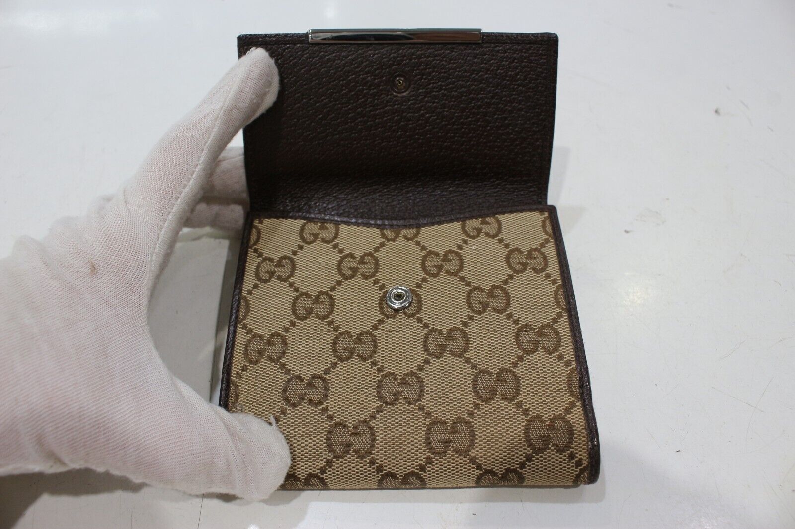 GUCCI GG Brown Canvas Bifold Compact Wallet - image 10