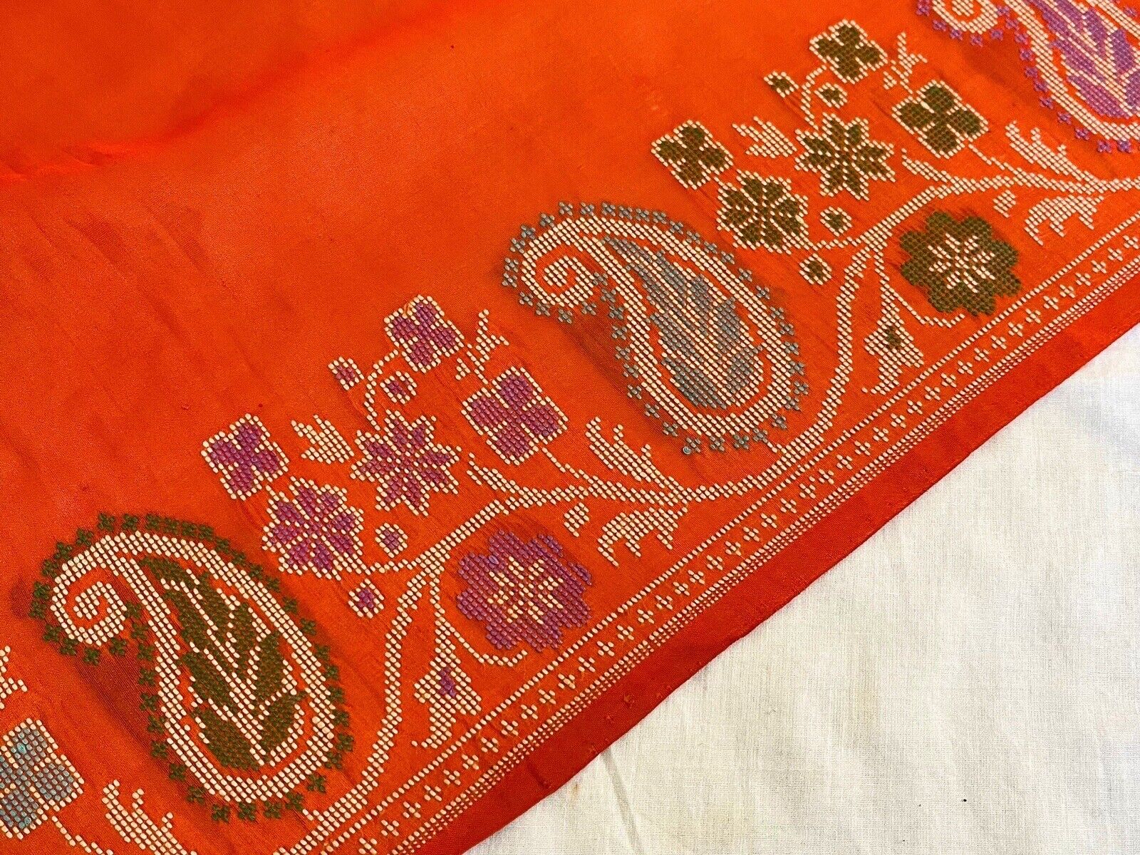 Vintage Silk Saree Indian Silk Sari Woven Embeoid… - image 7