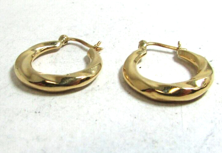 Estate 14K Yellow Gold Twisted Wave Design Hoop E… - image 3