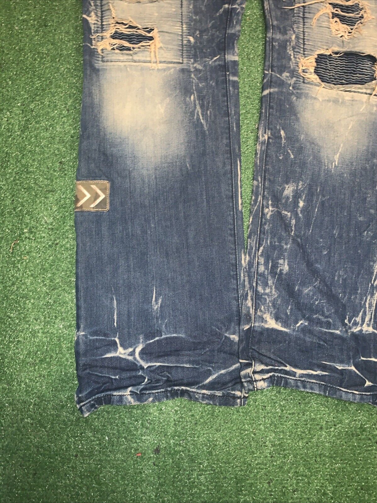 Robins Jeans Men 40 Distressed Biker Jeans Vintage - image 2