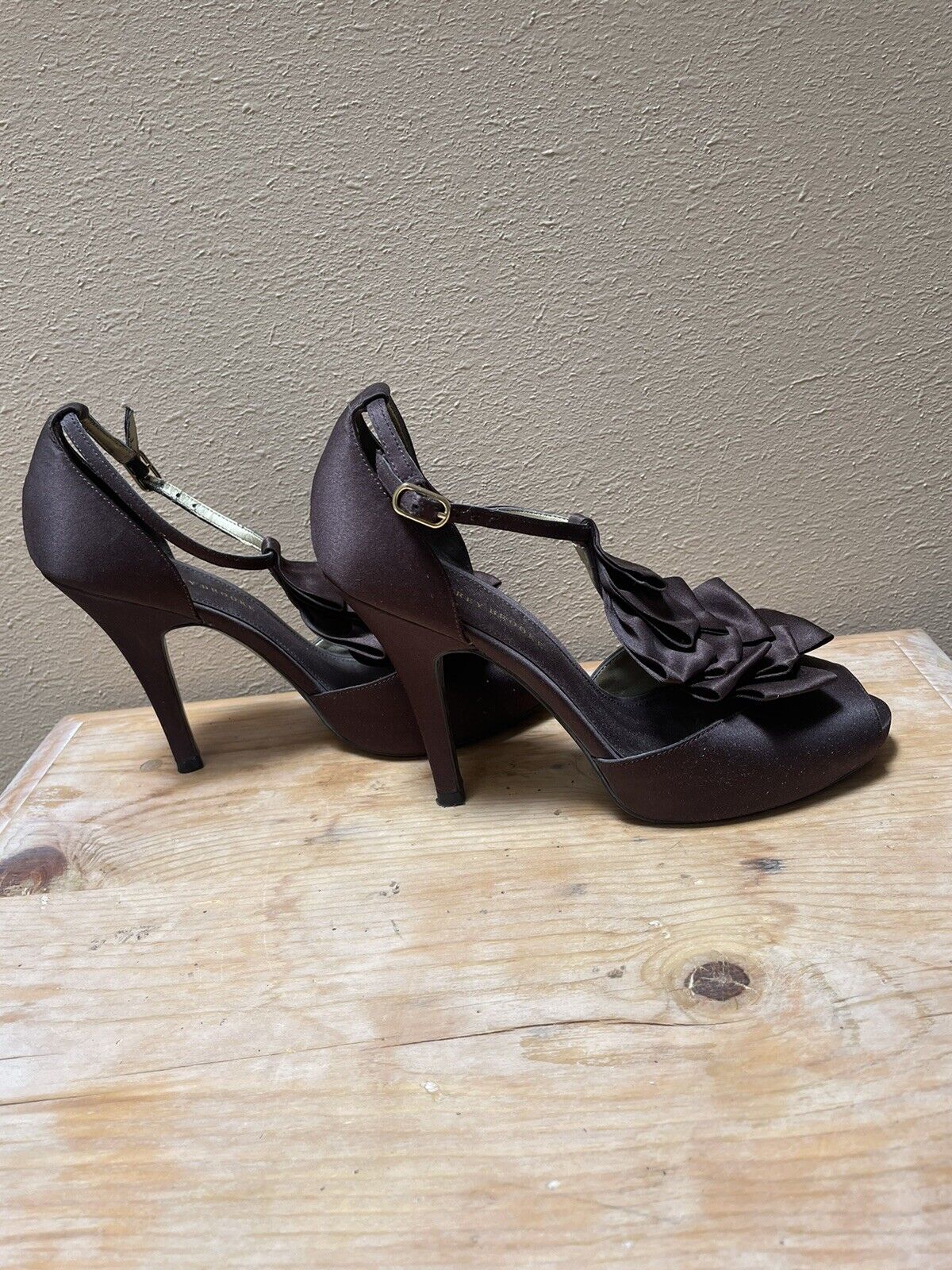 Audrey Brooke Brown Peep Toe Heels Front Ruffle S… - image 7