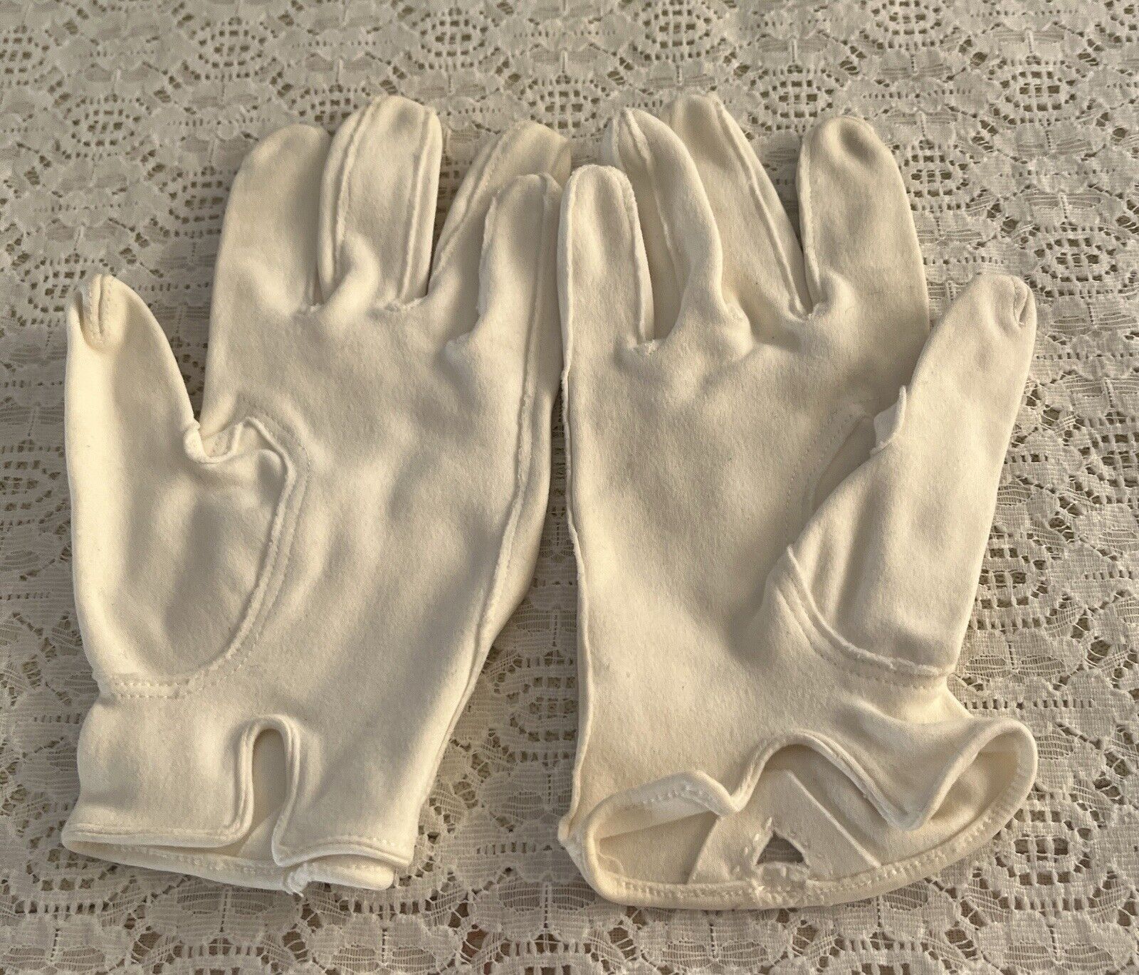 Vintage Women's Suede Ivory Dress Gloves- Lot Of 5 - image 11