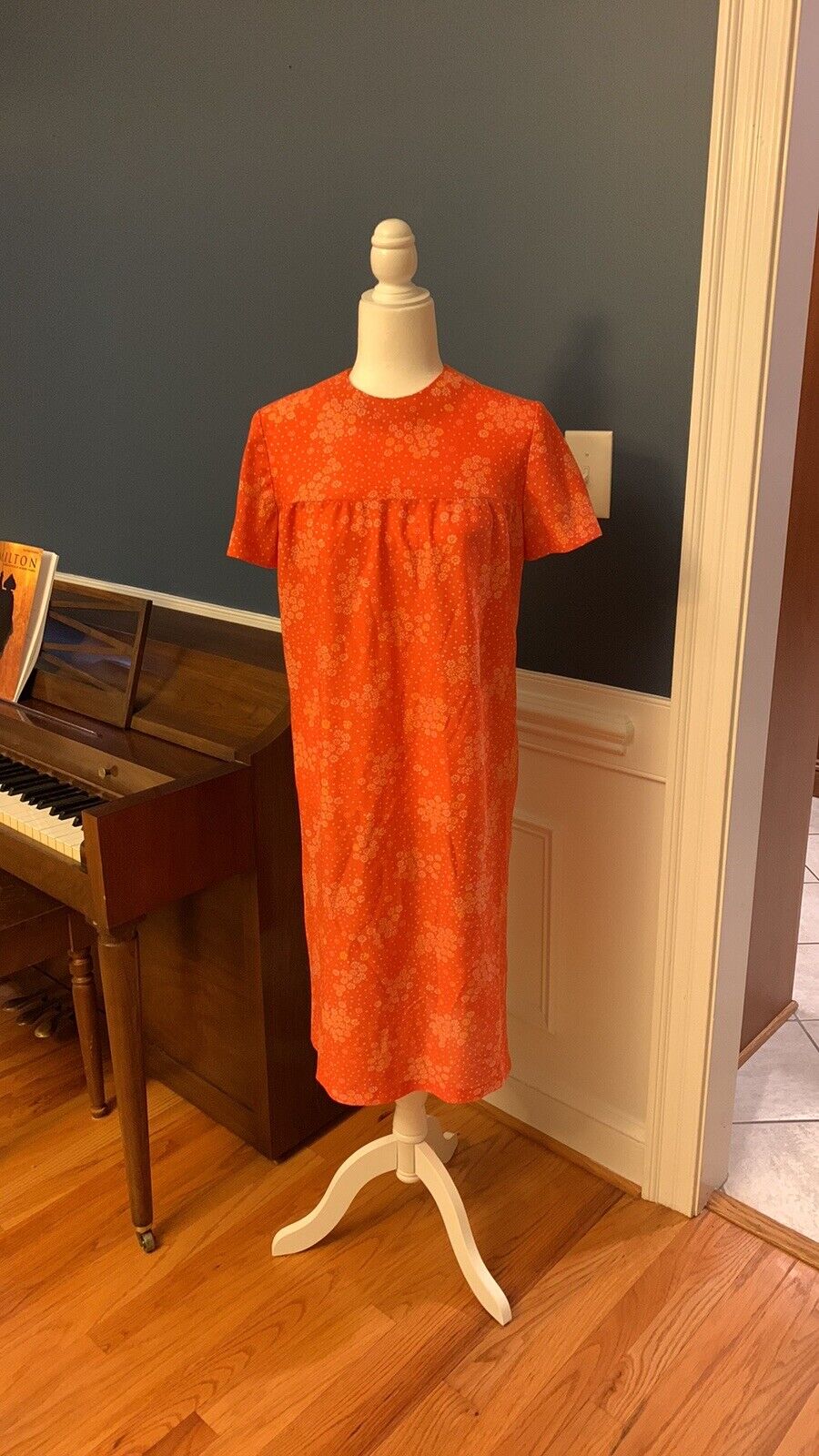 Vintage 60’s 70’s orange floral handmade dress. E… - image 2