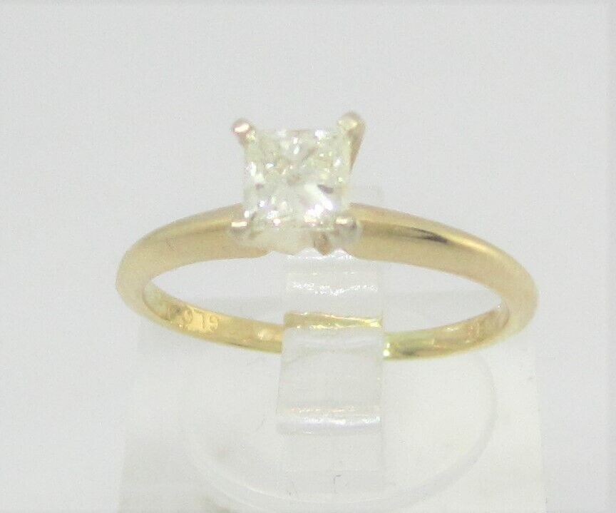 ESTATE 14K Y/G PRINCESS CUT DIAMOND SOLITAIRE RIN… - image 7