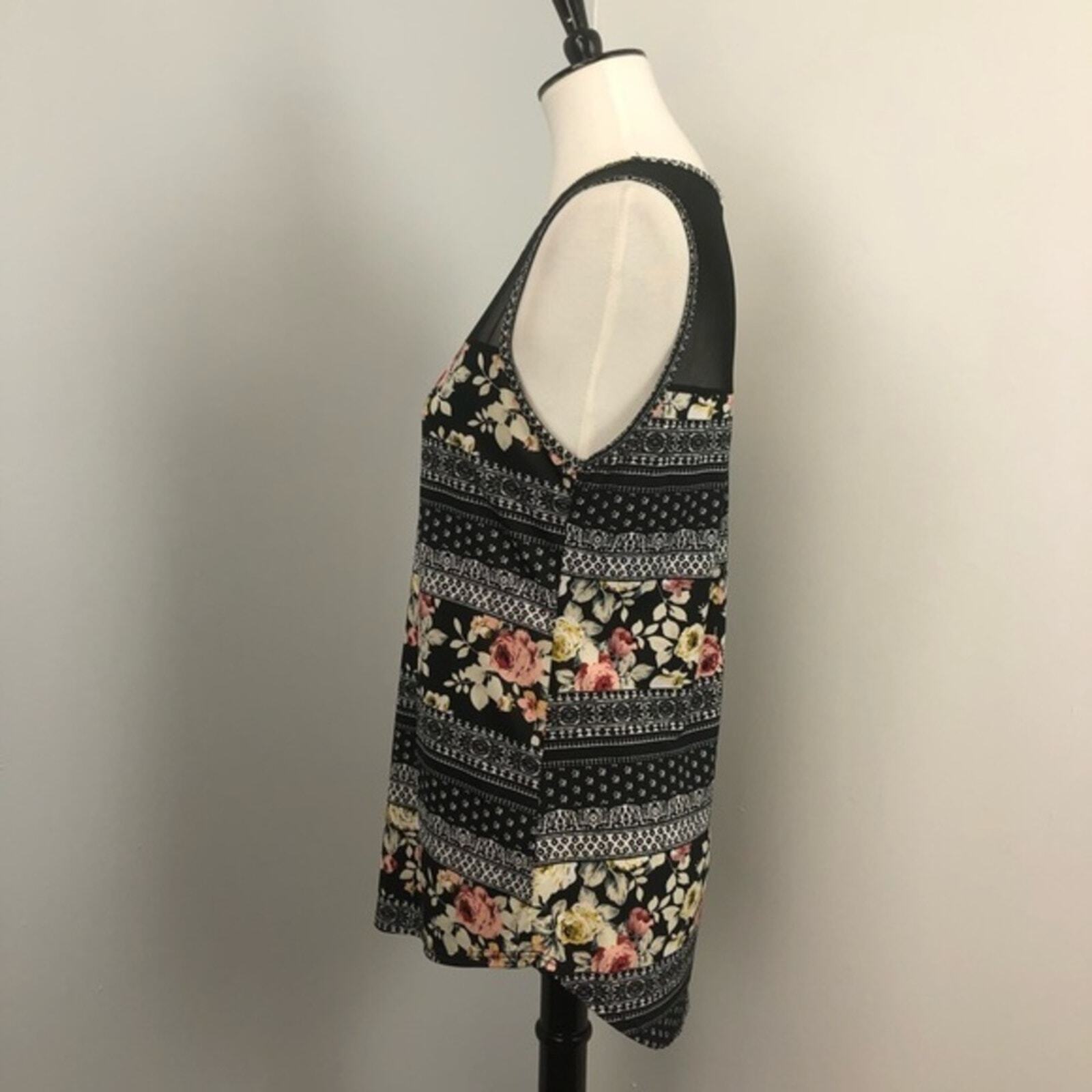 Blu Planet Floral  & Mesh Sleeveless Top XL - image 8