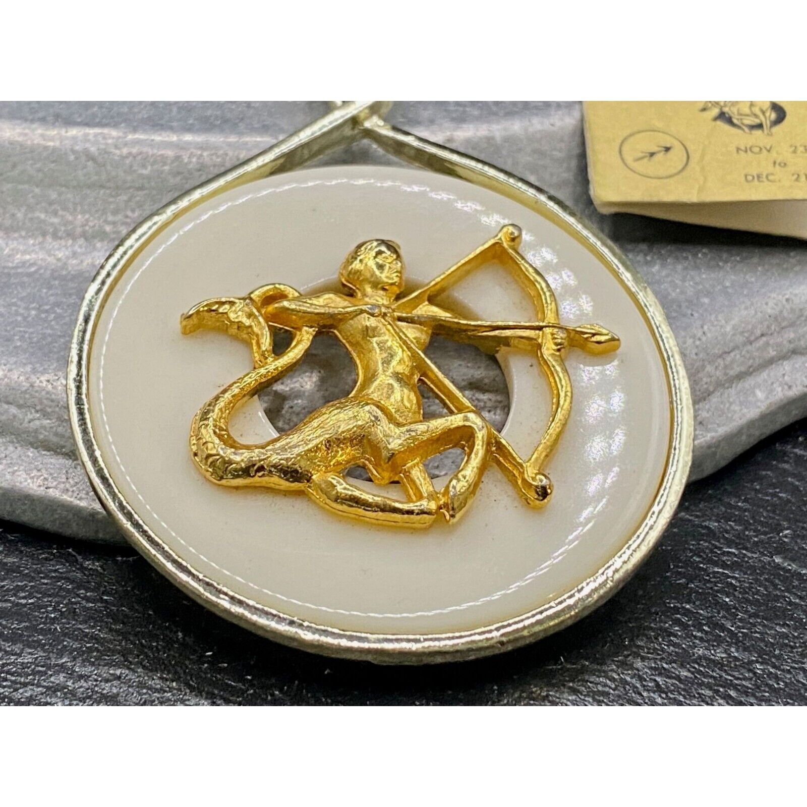 Vintage Zodiac Sagittarius Medallion Necklace Arc… - image 4