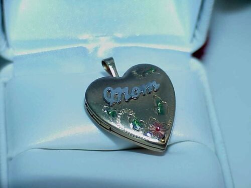 VINTAGE MOM HEART LOCKET 14K GOLD FILLED RAISED S… - image 1