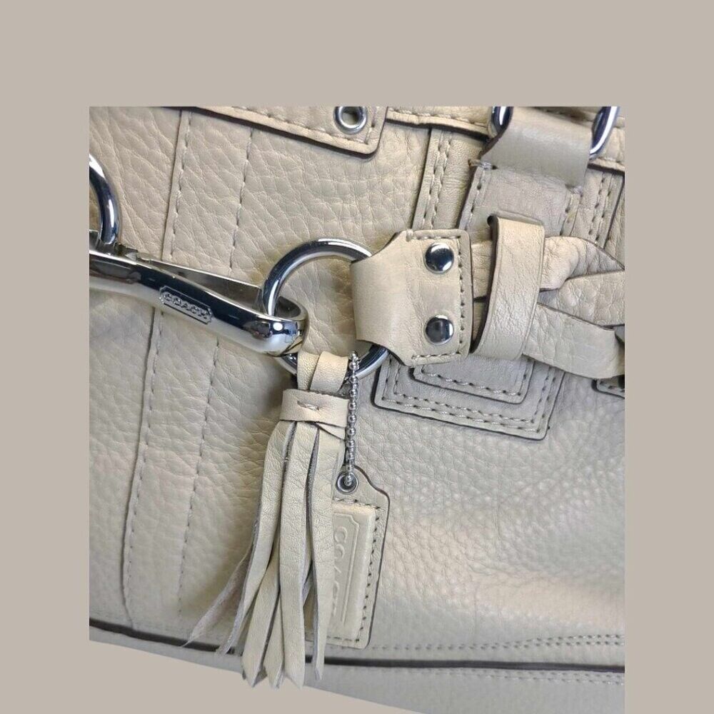 COACH Hampton Cream Leather Bag Satchel in pebble… - image 3