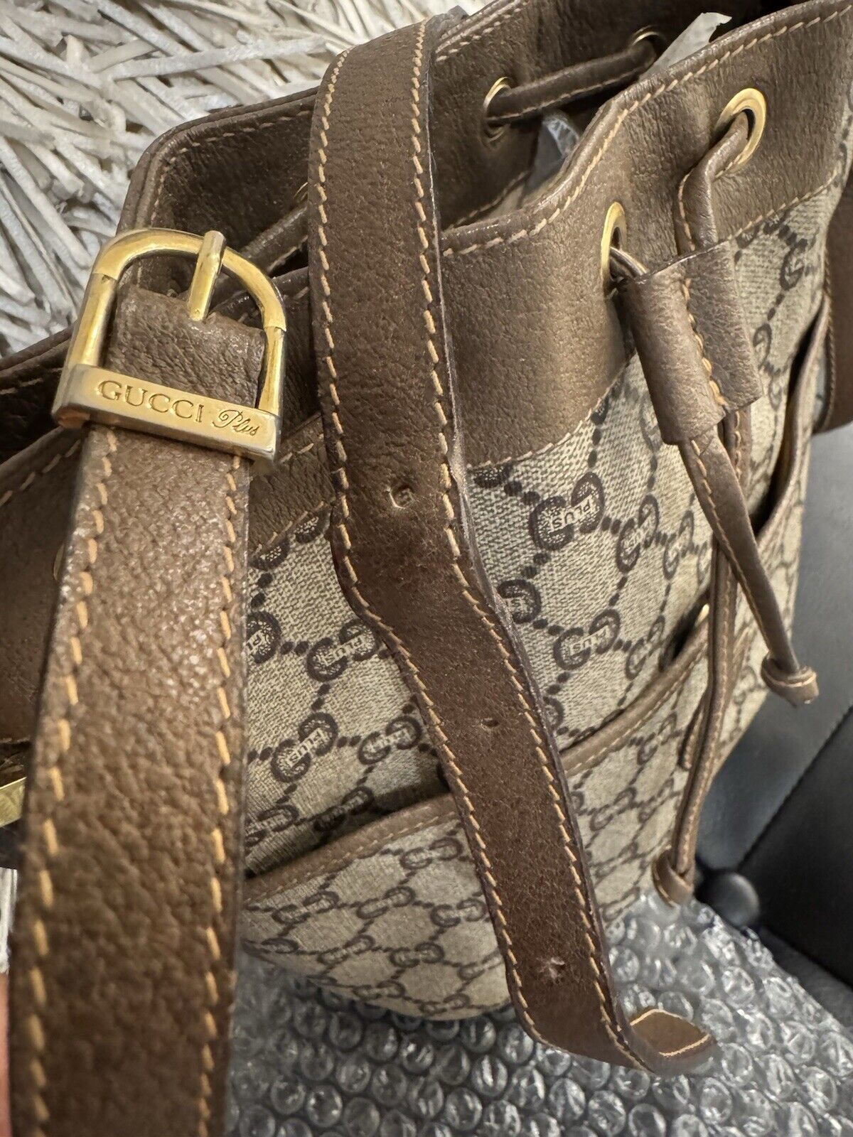 Authentic GUCCI GG Plus Drawstring Brown/Beige Sh… - image 19