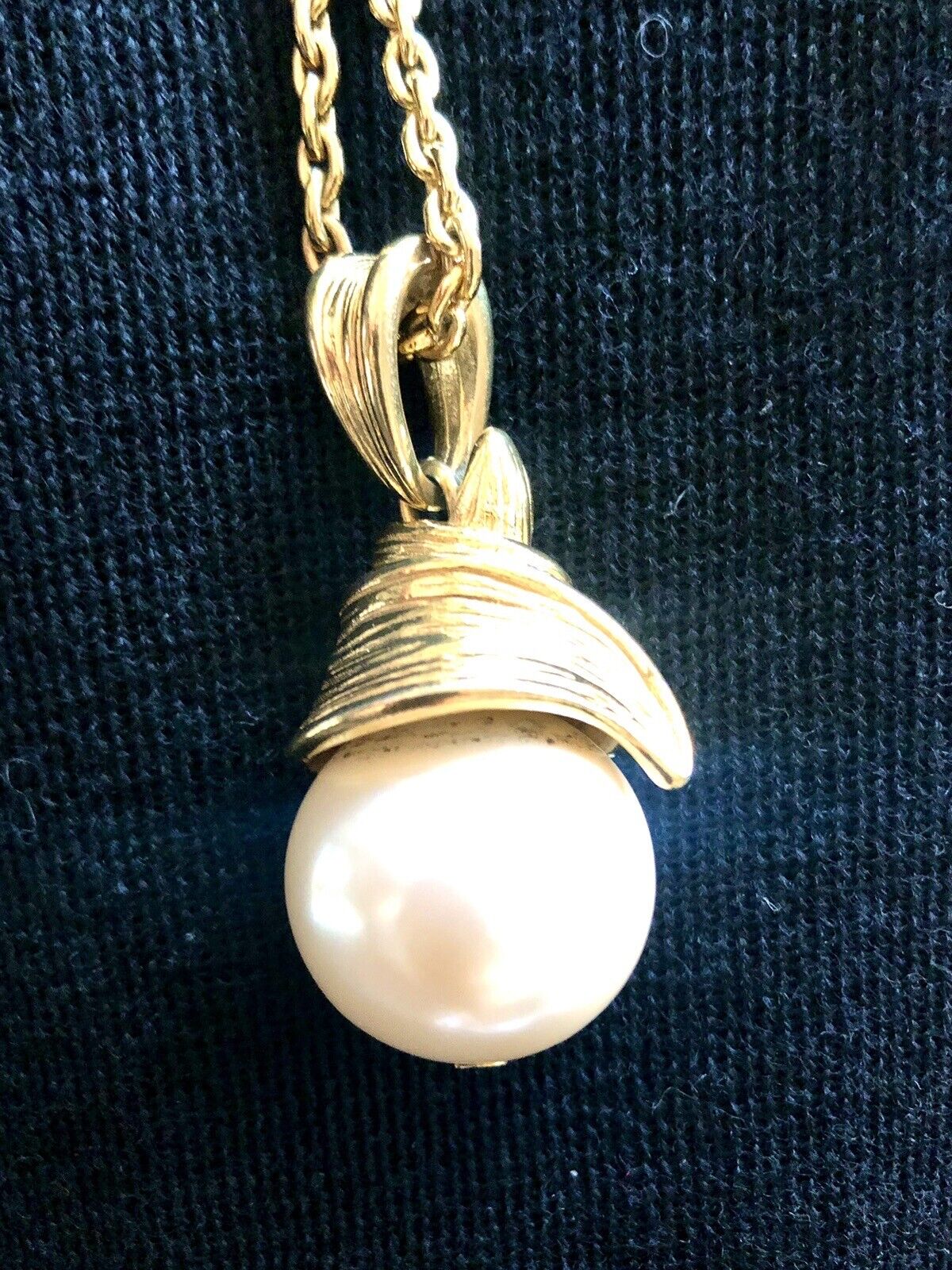 Vintage Givenchy Gold Tone Chain Large Faux Pearl… - image 6