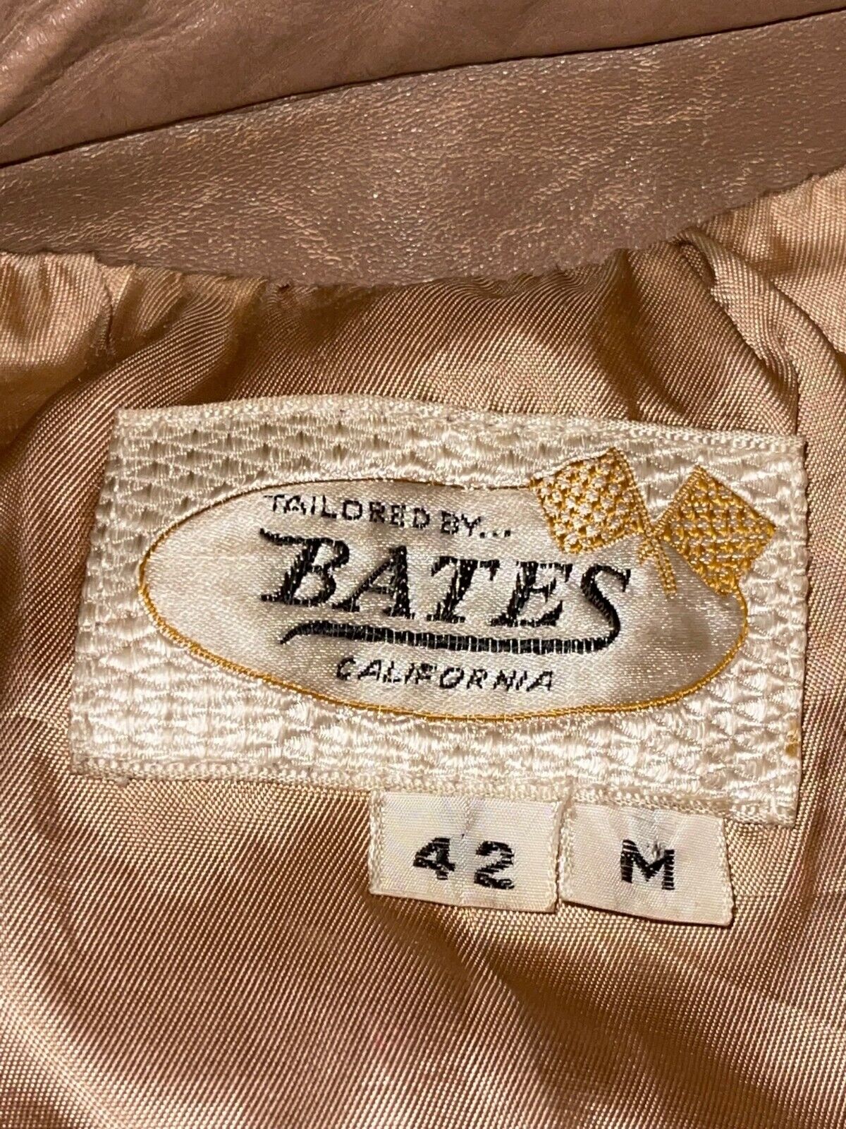 RARE tan Bates leather motorcycle jacket ture vin… - image 5