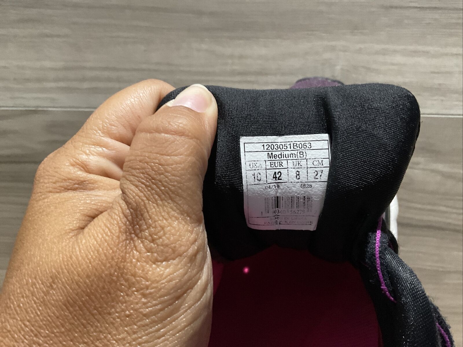 Size 10 - Brooks Ghost 12 Black/Pink - image 6