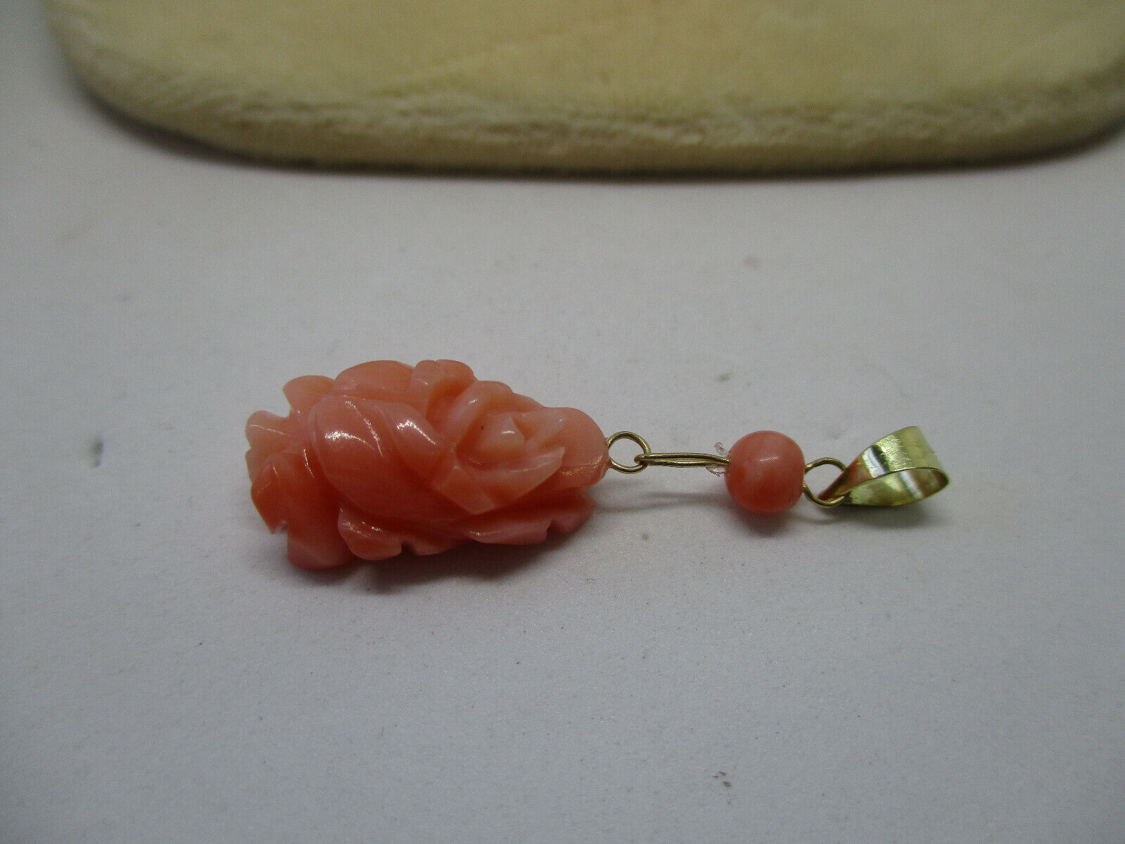 Vintage 14k Yellow Gold Genuine Pink Coral Carved… - image 4