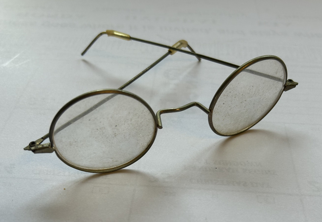 Antique Gold Tone Metal Round Wire Glasses Eye Gl… - image 4