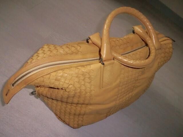 BOTTEGA VENETA Intrecciato Boston Bag Leather Yel… - image 2