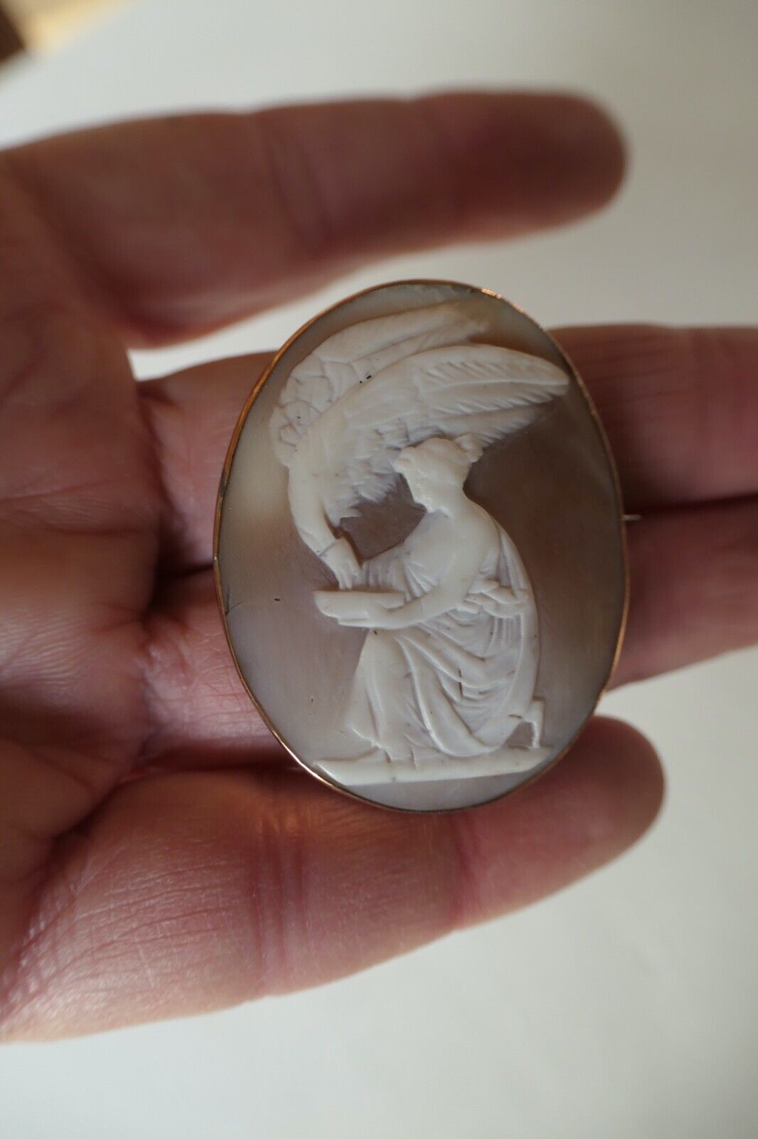 Antique Victorian carved shell Ebe eagle 9 Kt gol… - image 7