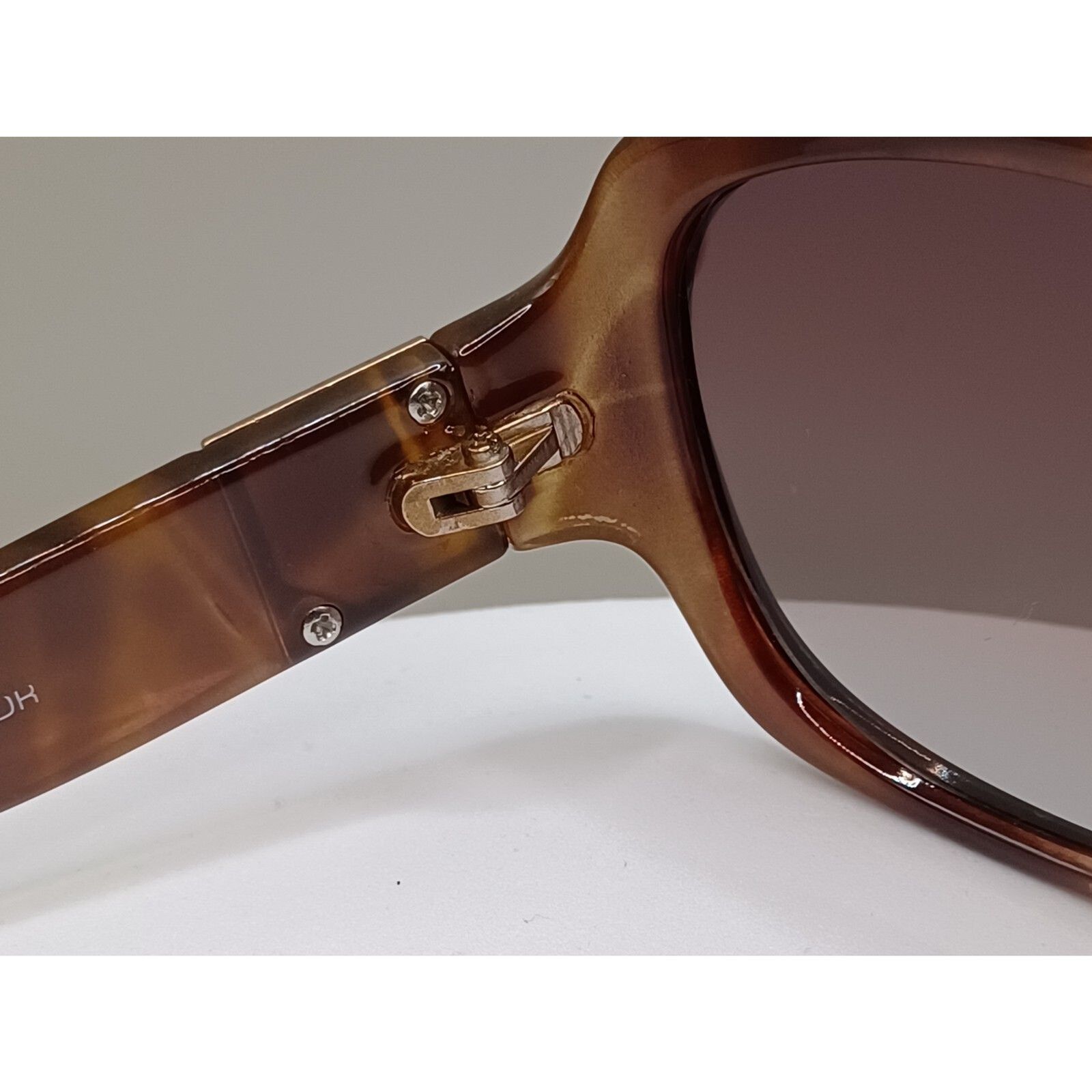 Foster Grant DQ1112 Miranda Tortoise Polarized Pi… - image 10