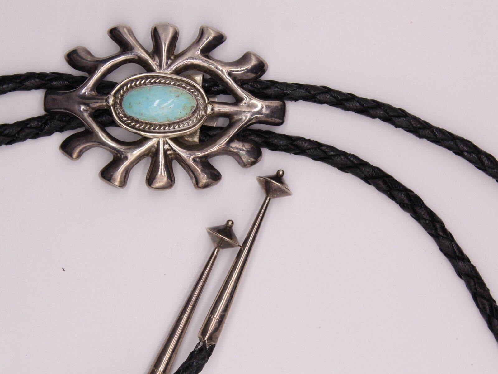 Vintage Navajo Sleeping Beauty Turquoise Sterling… - image 2