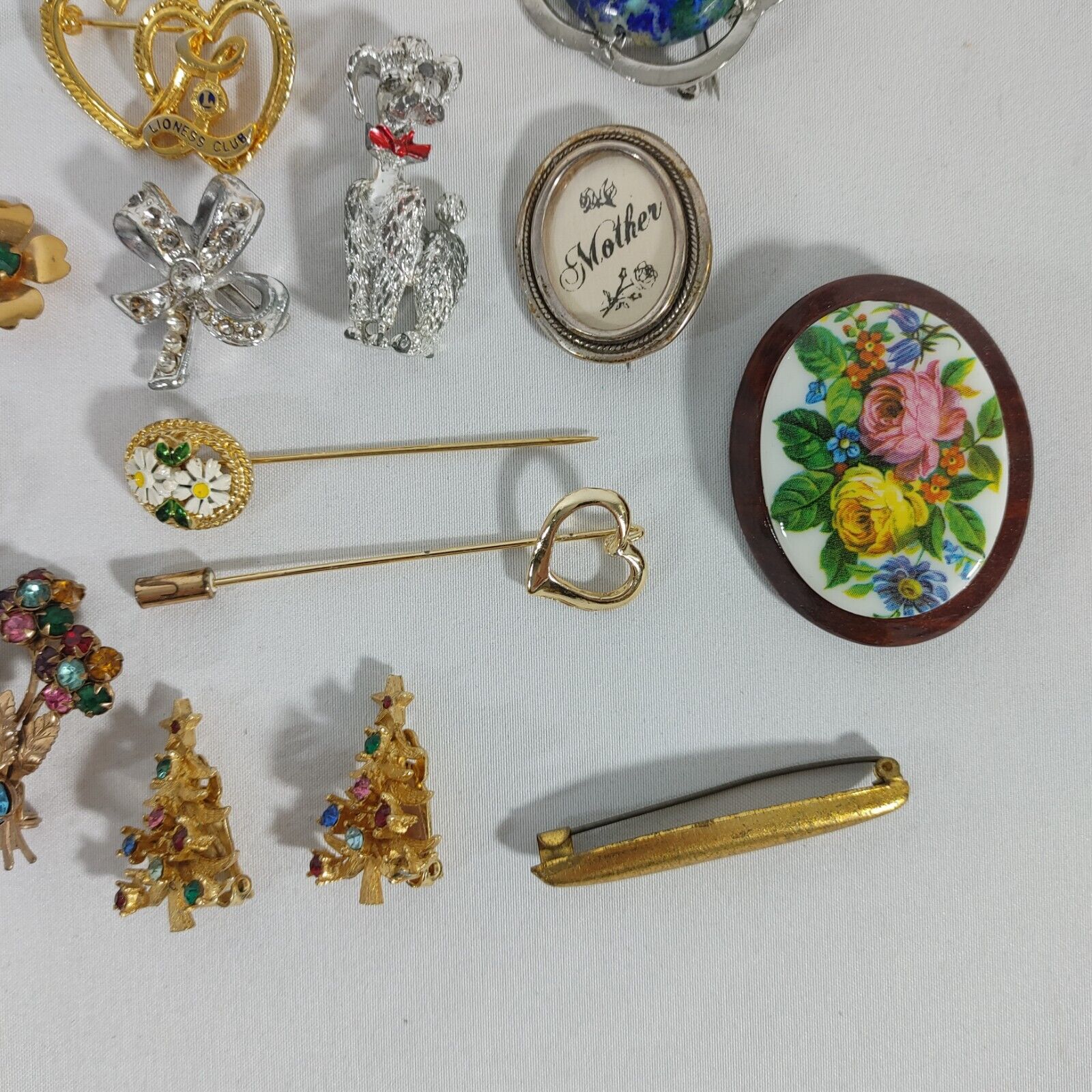 Vintage Brooch and Pin Lot of 24 - image 6